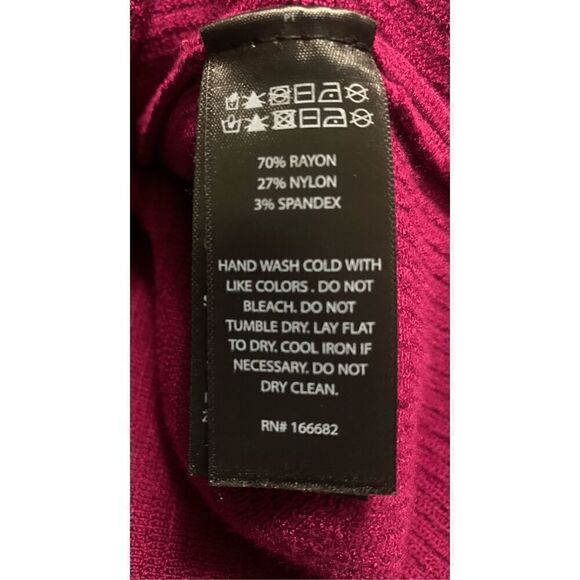 House of Harlow 1960 Deep V-neck Bodycon Dress - Picture 6 of 6